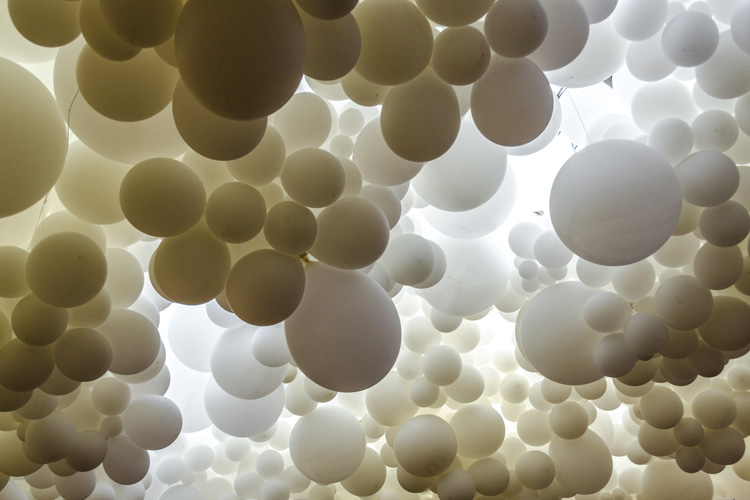 Patterns in art installation involving balloons